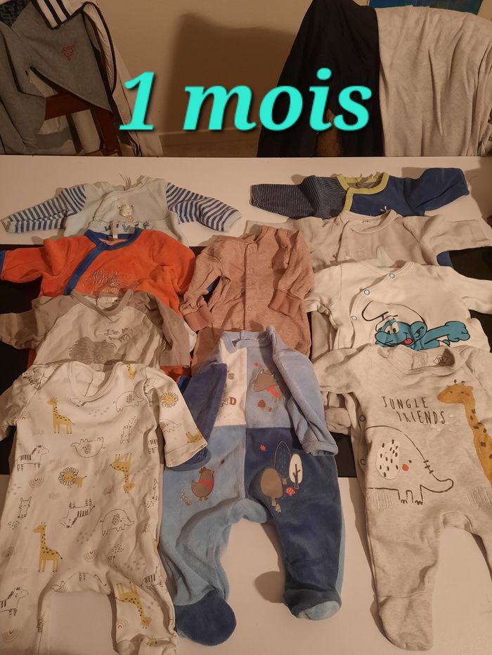 1 mois garçon - photo numéro 3