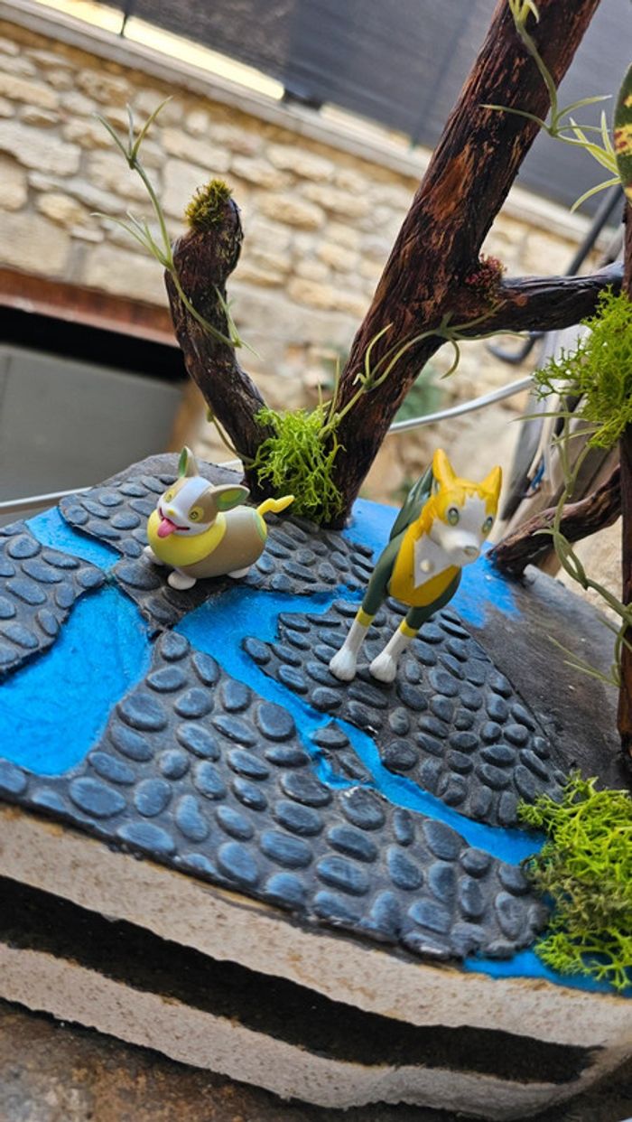 Super figurine Pokemon Nintendo Évolution Voltoutou fulgudog