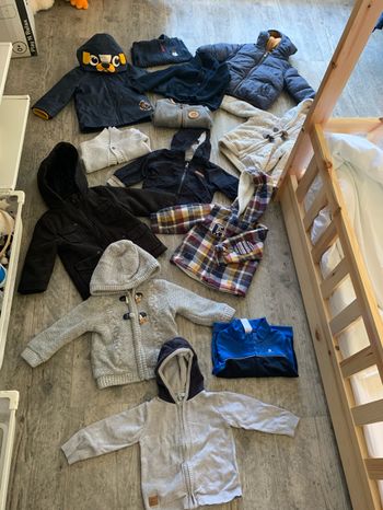 Gros lot vestes 18 mois