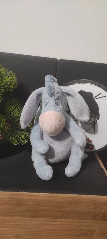 doudou peluche âne disney baby Eeyore bleu violet rose pâle Billes Queue Noeud