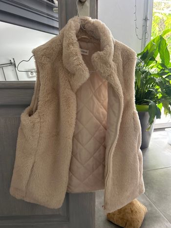 Veste sans fourrure synthétique beige