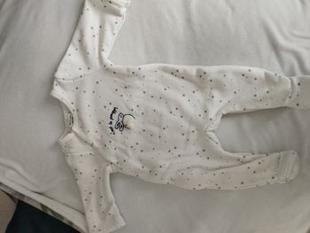 Pyjama tape à l'oeil 3 mois