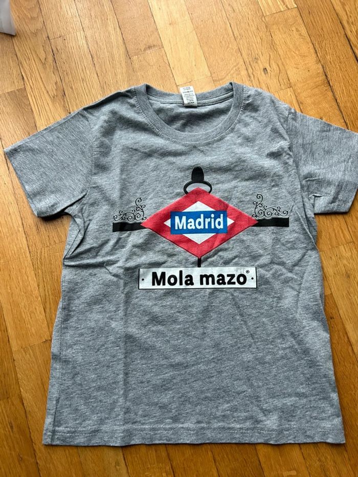 T-shirt Madrid garçon 7-8 ans neuf