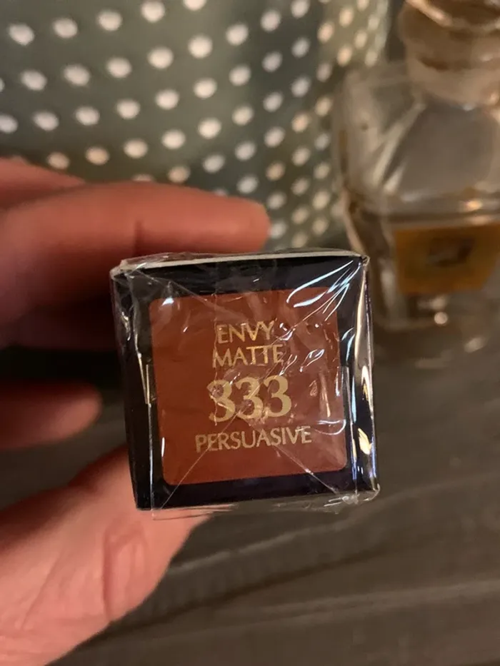 Rouge à lèvres Estée Lauder mat - photo numéro 2