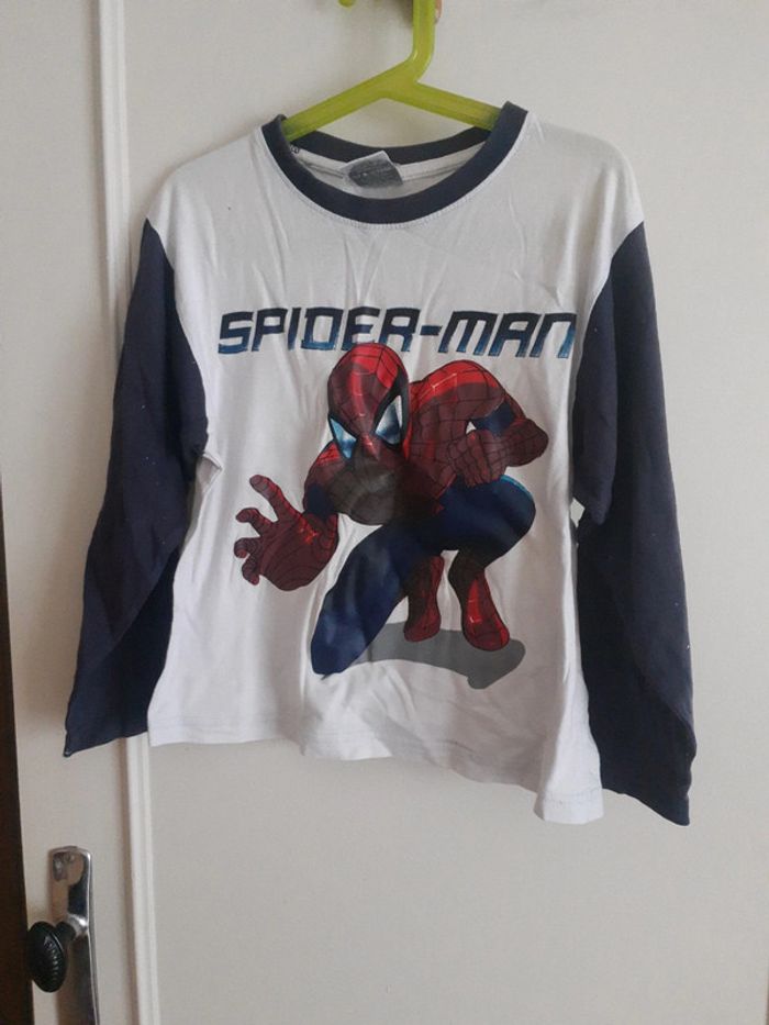 Haut de pyjama