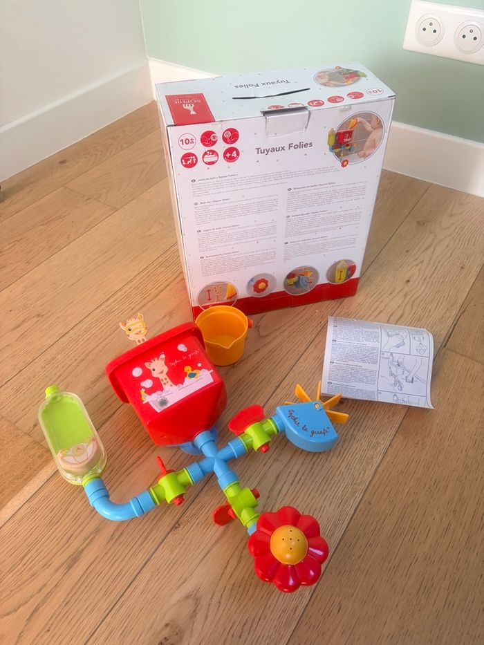 Jouet de bain tuyaux folies Sophie la girafe