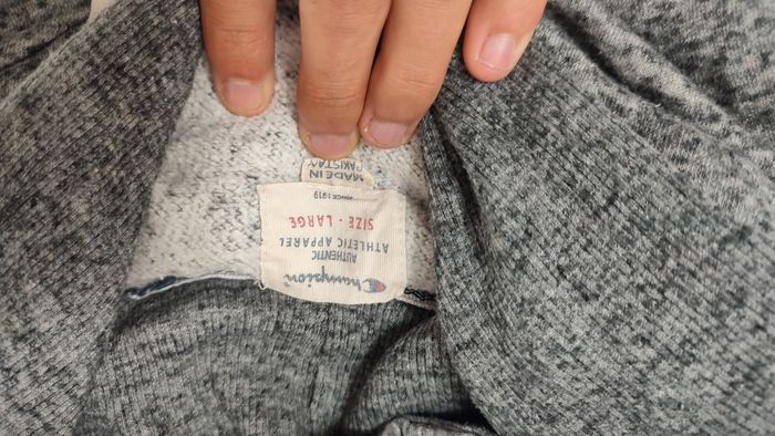 Vêtement Homme Sweatshirts Sweats pull à capuche gris Champion Authentic taille L #Retrostreet - photo numéro 4
