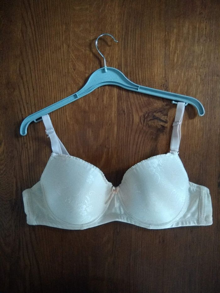 Soutien-gorge à coque 120D - photo numéro 2