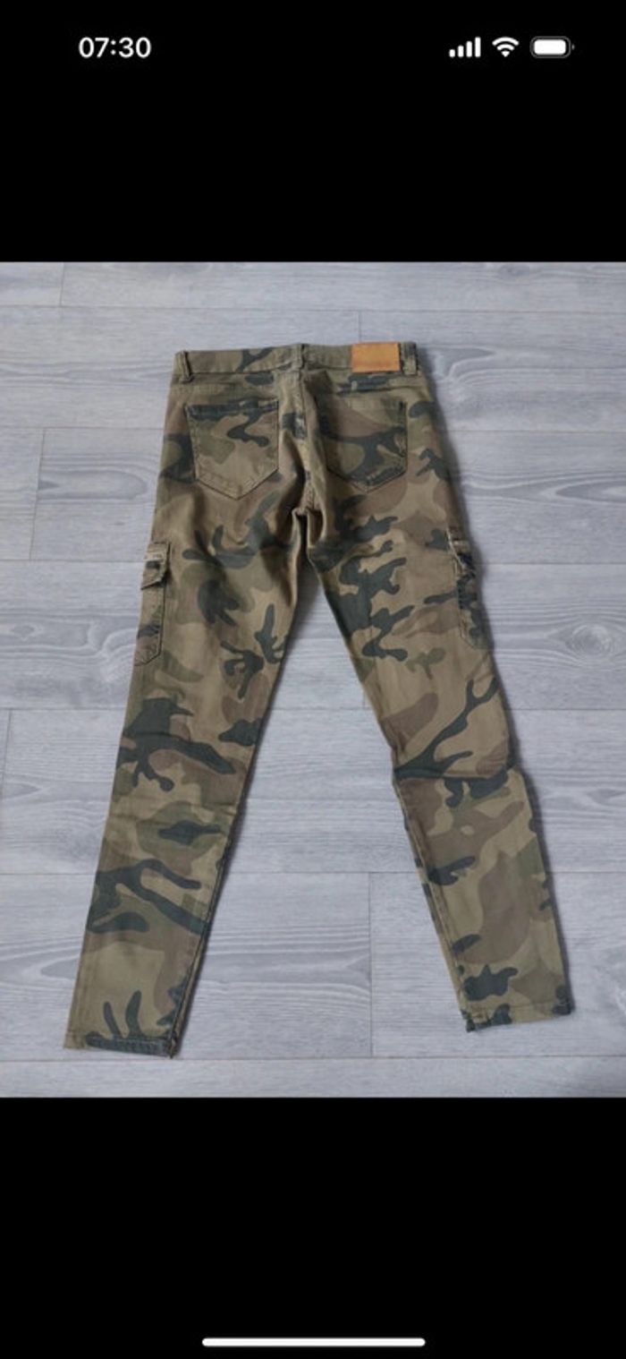 Jeans Bershka taille 36 - photo numéro 2