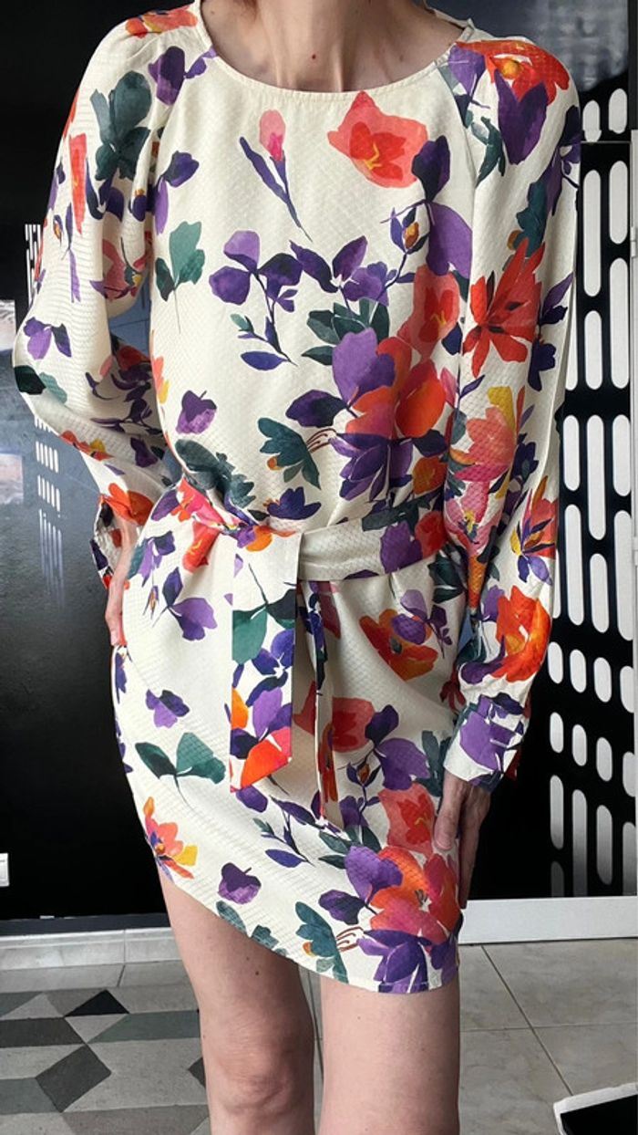 Robe courte en soie - photo numéro 2