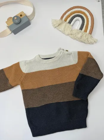 Pull C&A bébé garçon taille 9mois, 74 cm très bon état