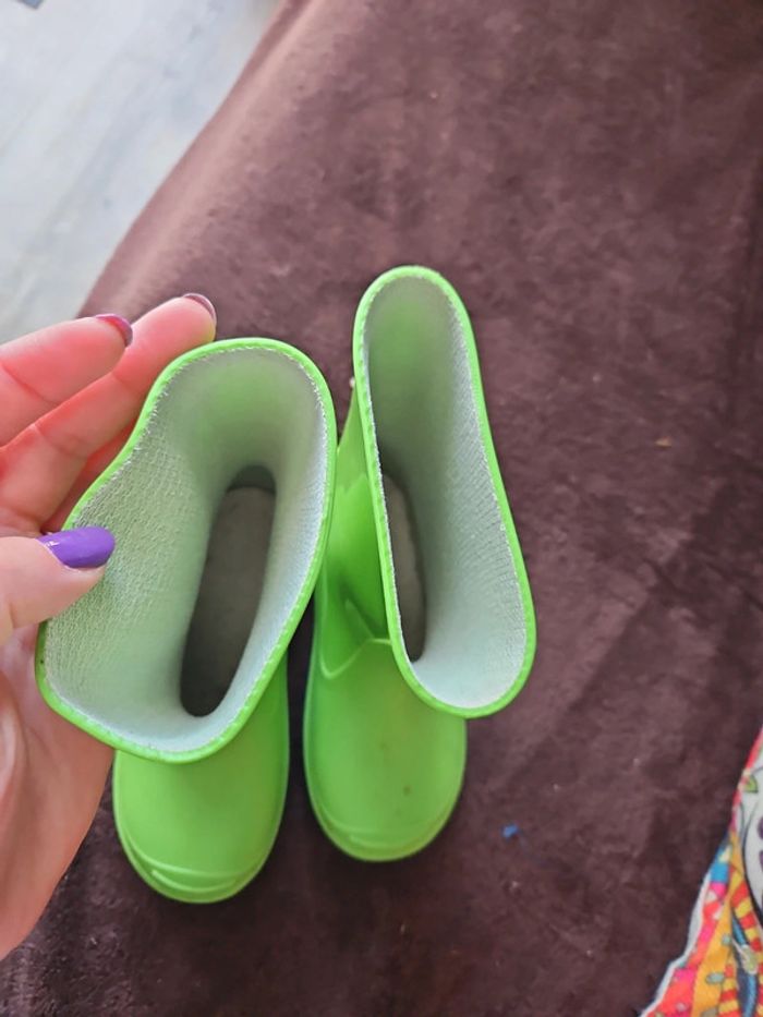 Bottes pointures 24 - photo numéro 6