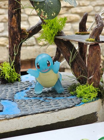 Super figurine Pokemon Nintendo Carapuce effet transparent