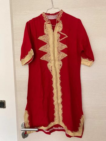 Ensemble marocain rouge haut + pantalon taille 40