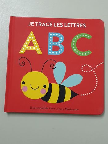 Livre  je trace les lettres