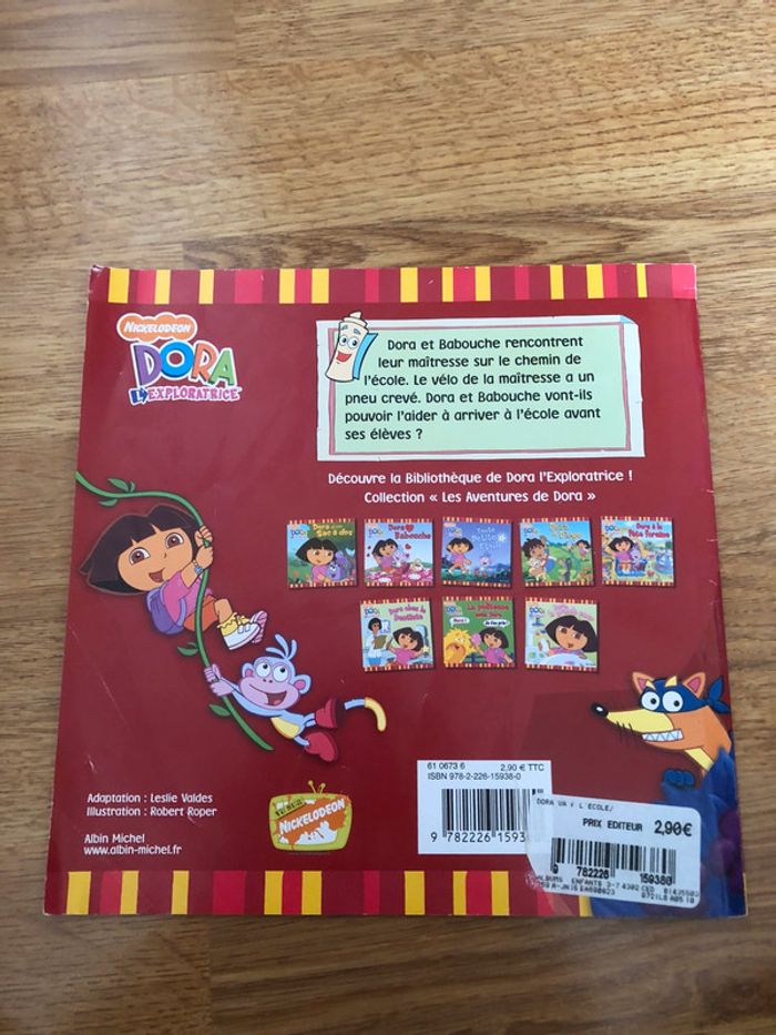 Livre Dora va à l’école. - photo numéro 2