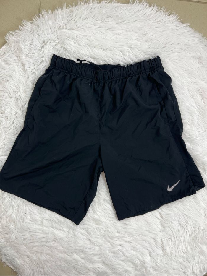 Short Nike noir
