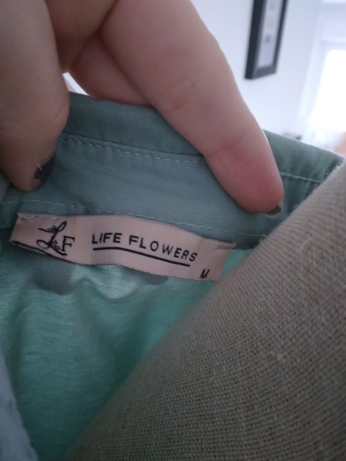 Chemise vert d'eau avec perles - photo numéro 7