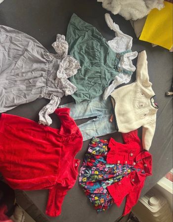 Lot vêtements bébé fille 
