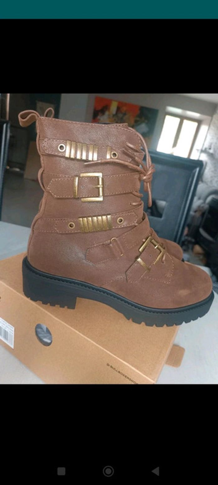 Bottines bullboxer taille 39 - photo numéro 2