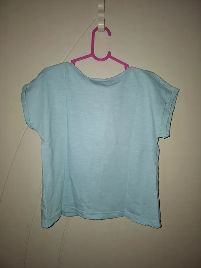 T-shirt court LOL Neuf 8 ans - photo numéro 3