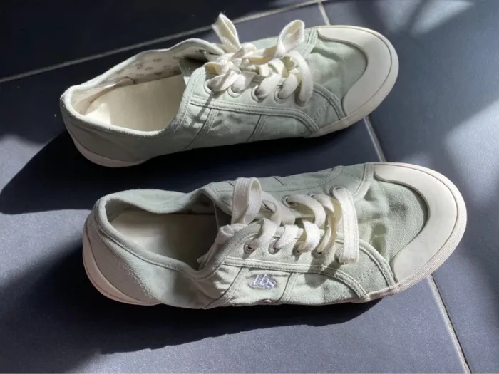 Baskets basses femme taille 42 - photo numéro 2