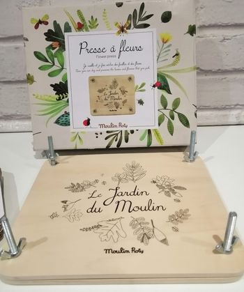 Presse pour fleurs moulin roty