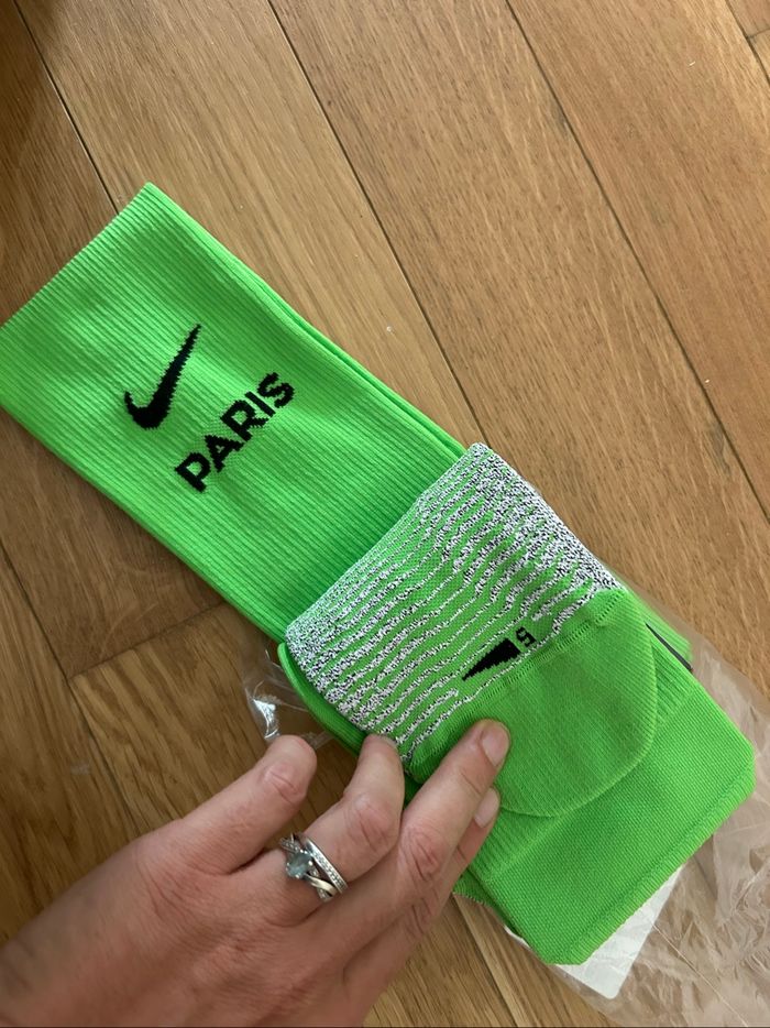 Chaussette Nike foot psg 46/48 - photo numéro 2
