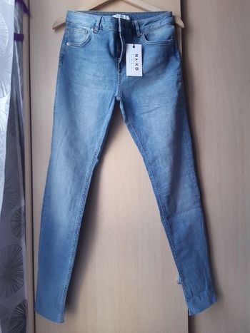 Jean skinny bleu clair NA-KD