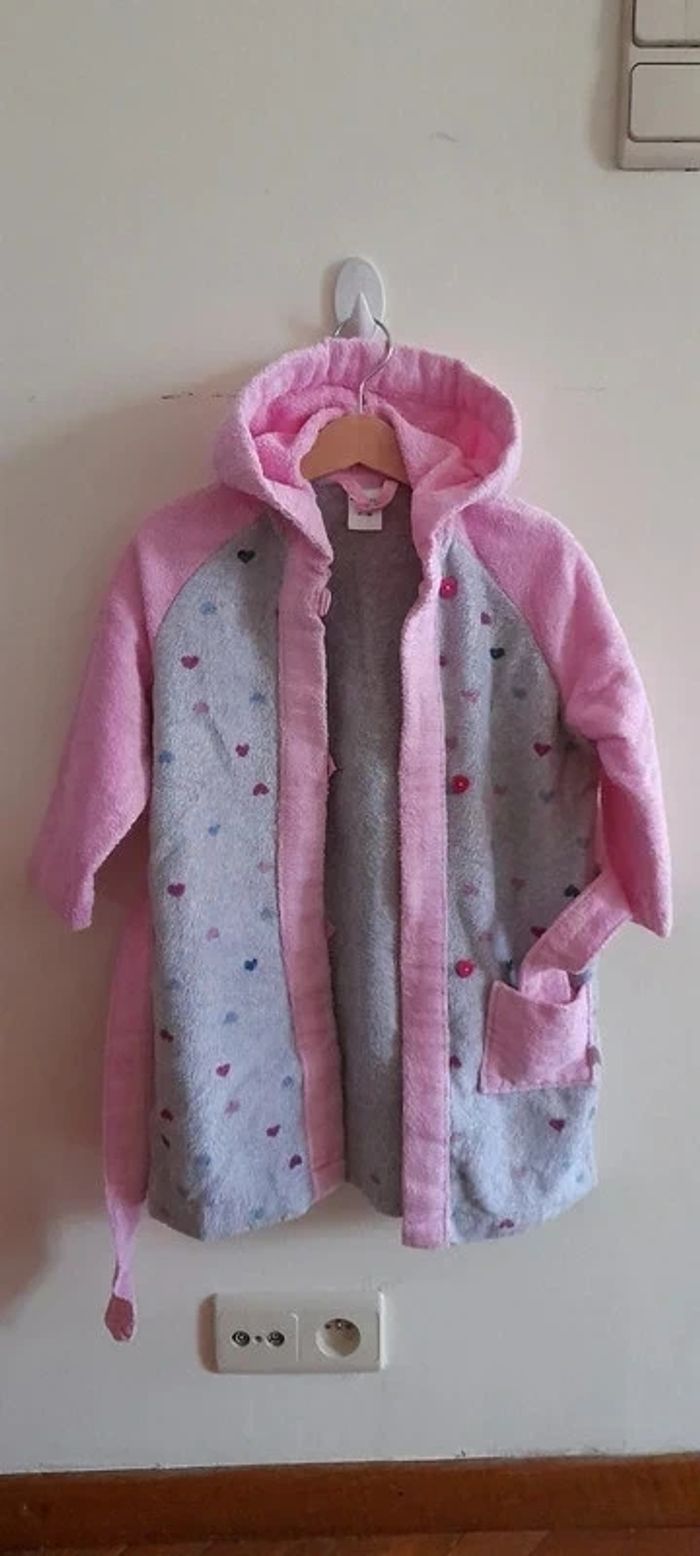 Peignoir schiesser 98 cm 2 ans en très bon état - photo numéro 2