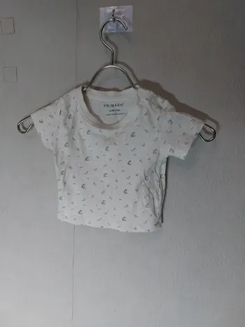 Tee-shirt blanc imprimé "Primark"