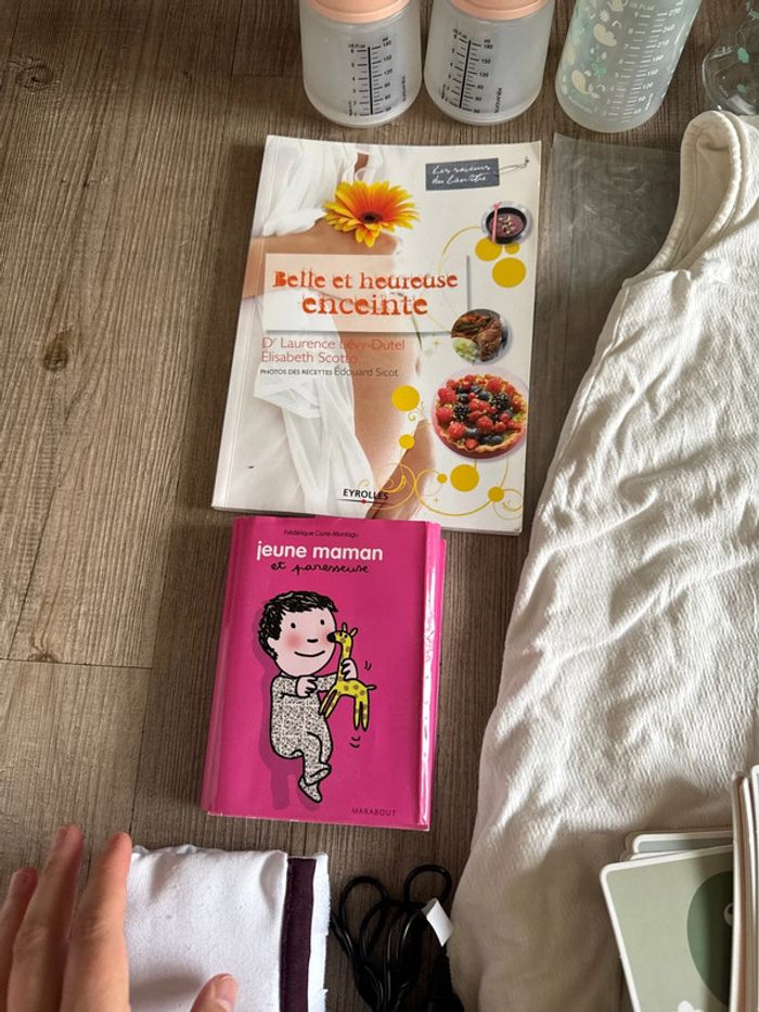 Lot bébé naissance - maternité - grossesse livres - photo numéro 3