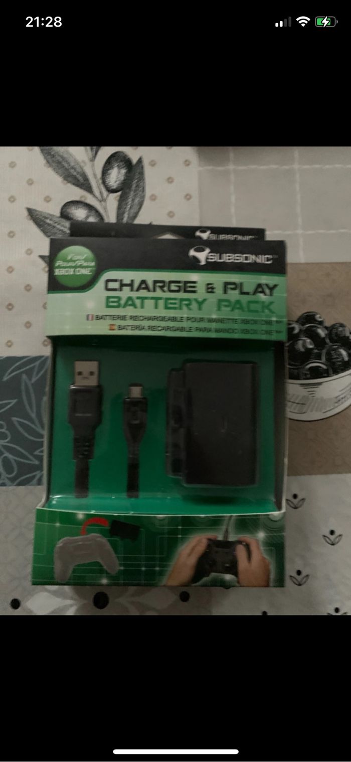 Chargeur Xbox One Subtonic - Neuf - photo numéro 4