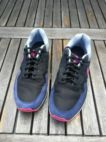 Nike Air Safari