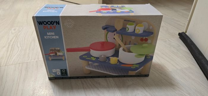 Mini cuisine en bois