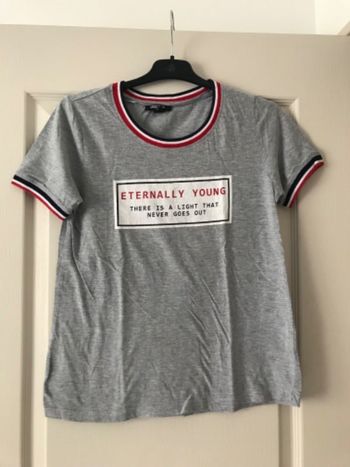 teeshirt jennyfer taille 36