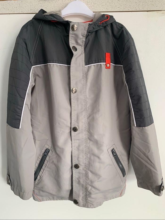 Veste coupe vent « Gémo » taille 10 ans