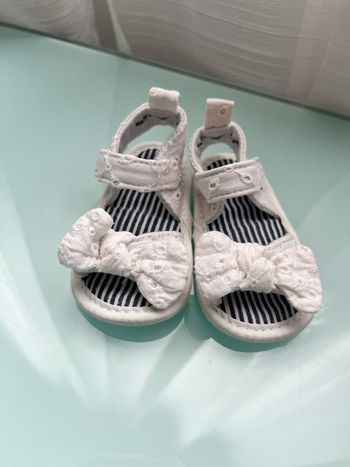 Sandales bébé 3-6 mois