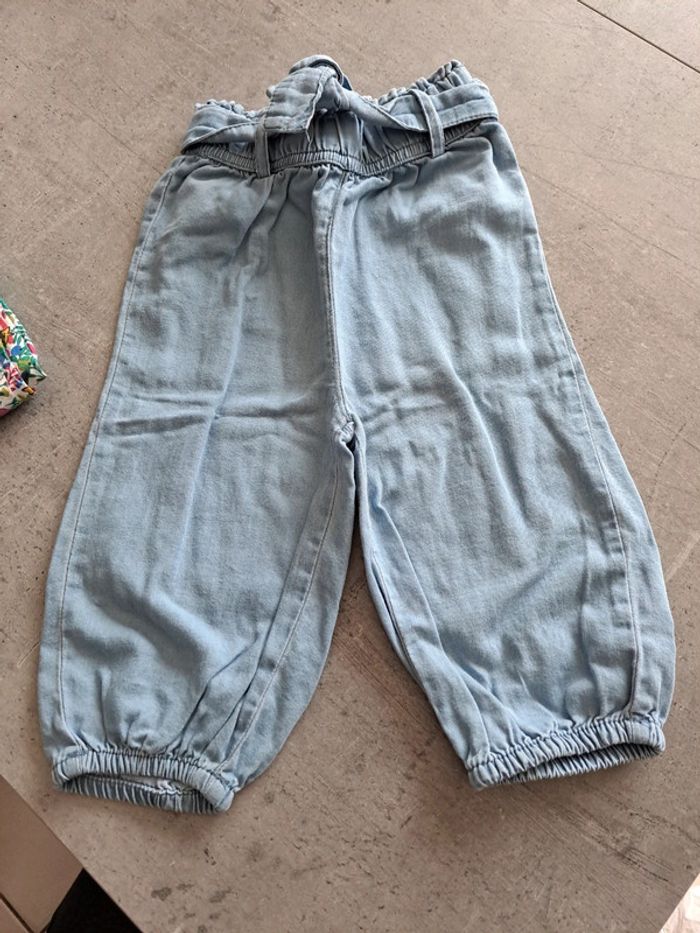 Lot pantalons été 6 mois - photo numéro 5