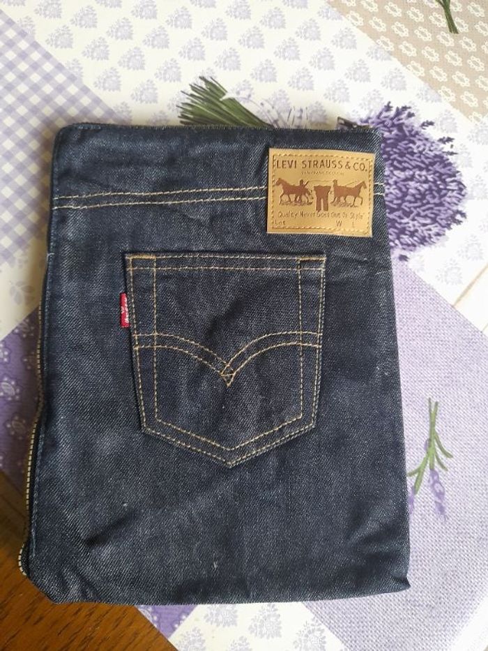 Pochette en jean bleu marine Levi Strauss & Co