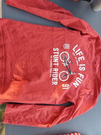 T shirt manches longues 8 ans