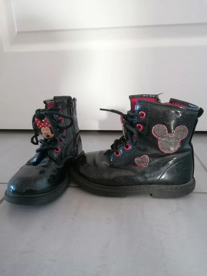 Bottines minnie très bon état pointure 27