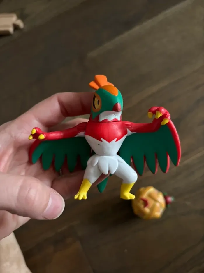 Lot de 2 figurines Pokémon tbe - photo numéro 3