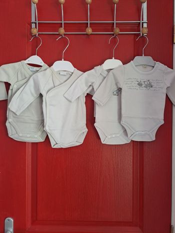 Lot 4 bodies garçon 3 mois