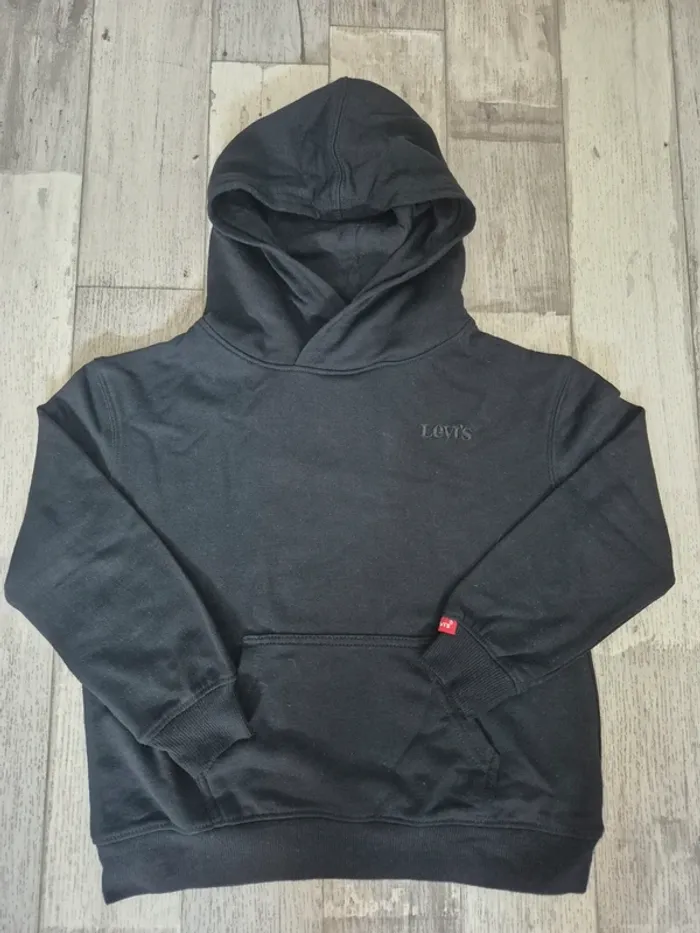 Pull Levi's taille 4 ans