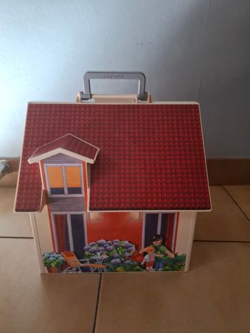 Maison transportable playmobil