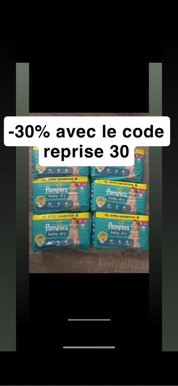 Six paquets de couches Pampers taille 4+