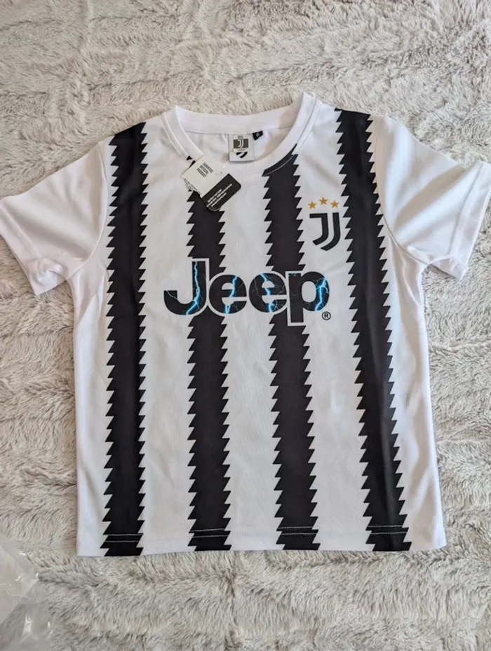 Juventus Maillot de foot Garçon Noir/Blanc Replica. 6 ans