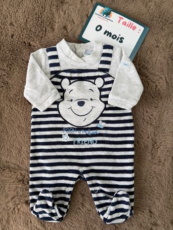 Pyjama / dors bien / grenouillère Winnie l’ourson - taille 0 mois
