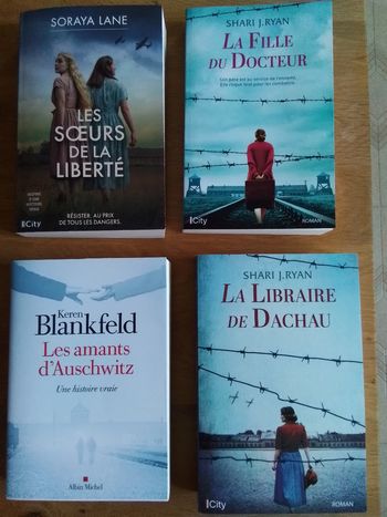 Lot de 4 magnifiques livres..